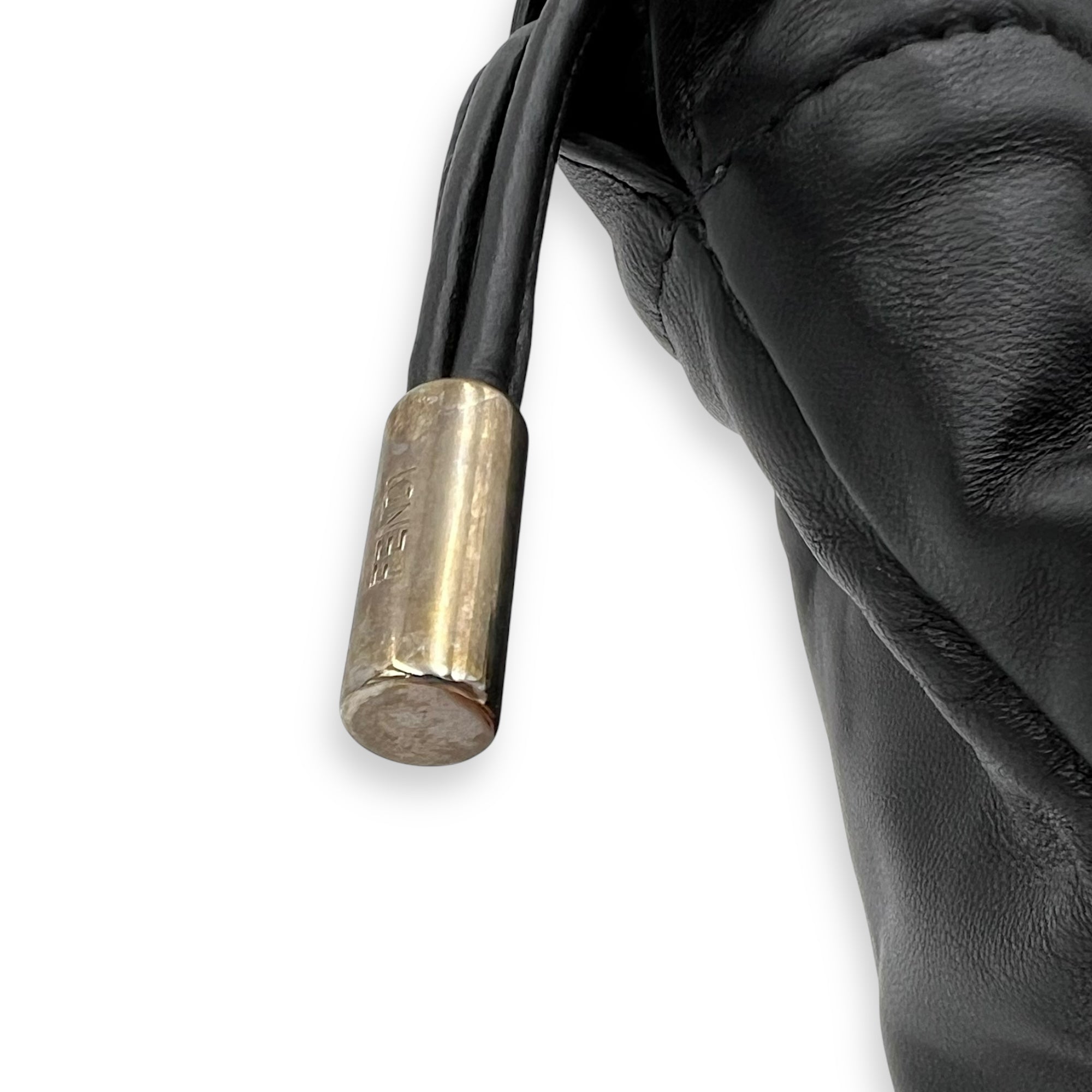 Fendi Logo Black Crossbody Bag in Calfskin, Silver hardware_12