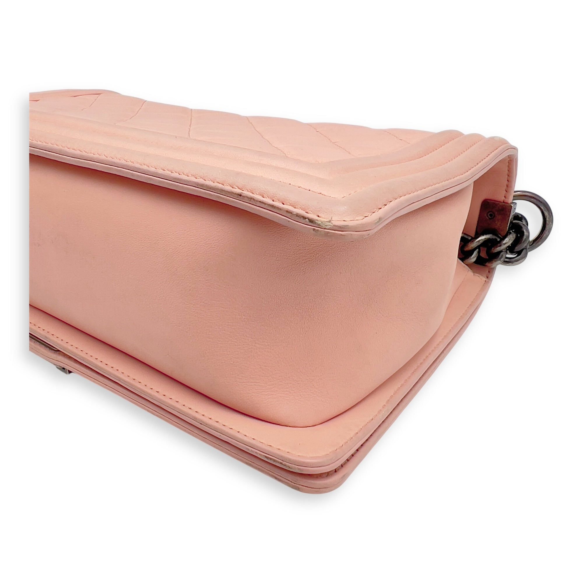Chanel Boy Medium Pink Shoulder Bag in Calfskin, Ruthenium hardware_12