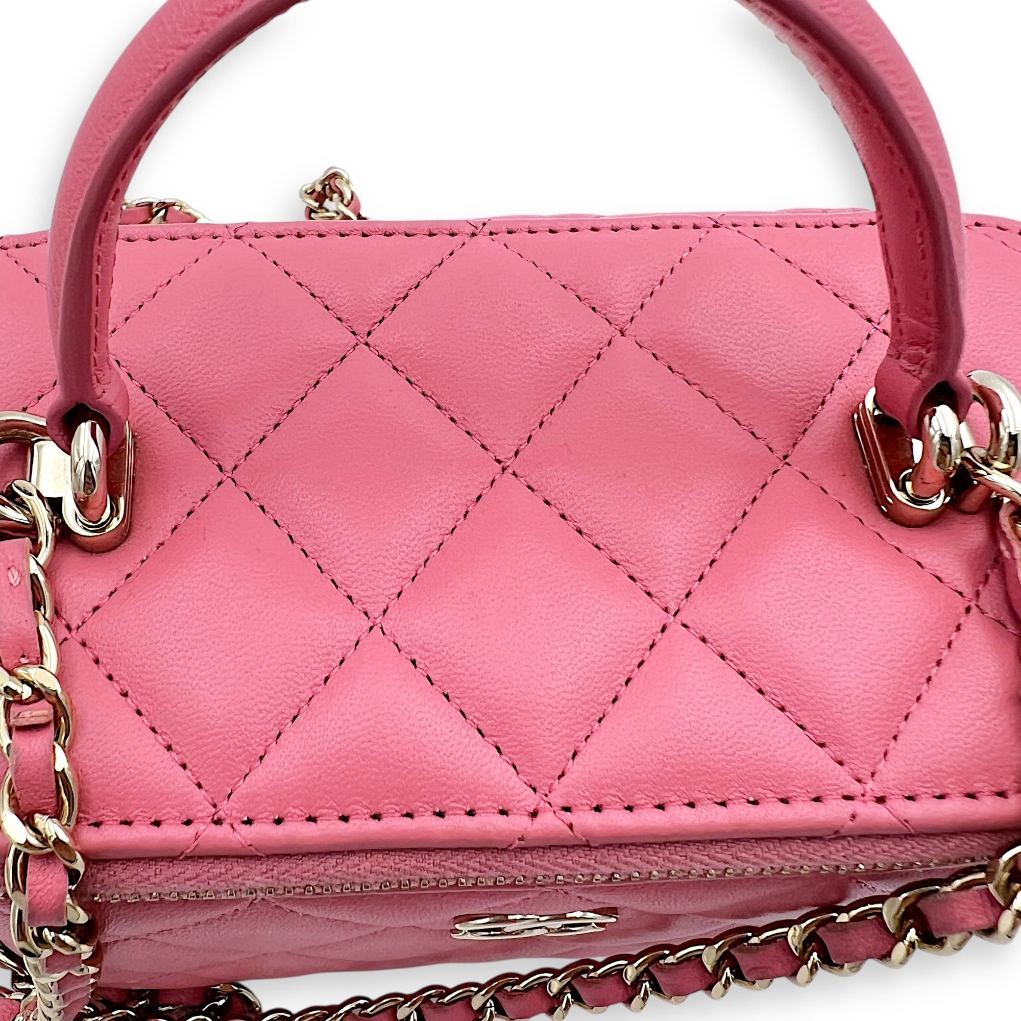 Chanel Vanity Top Handle Bag Pink in Lambskin, Gold hardware_12