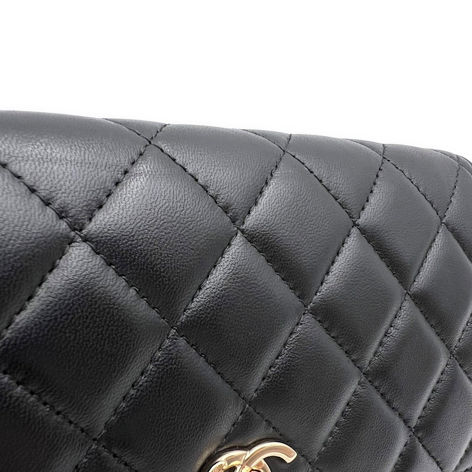 Chanel CC Pearl Crush Checkered Black Wallet On Chain in Lambskin, Light Gold hardware_13