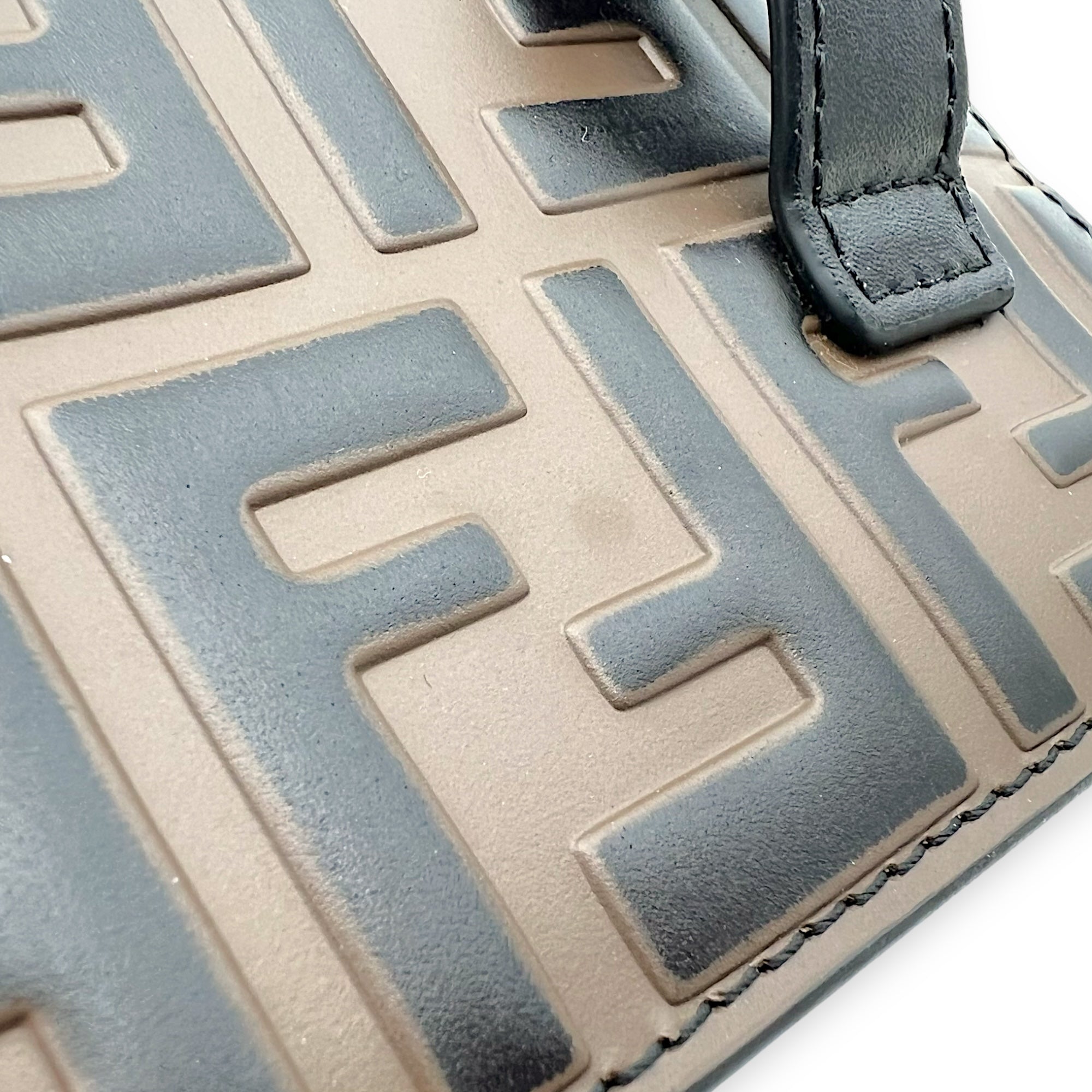 Fendi Zucca Wallet On Chain Multi-colour in Calfskin, Gold hardware_12