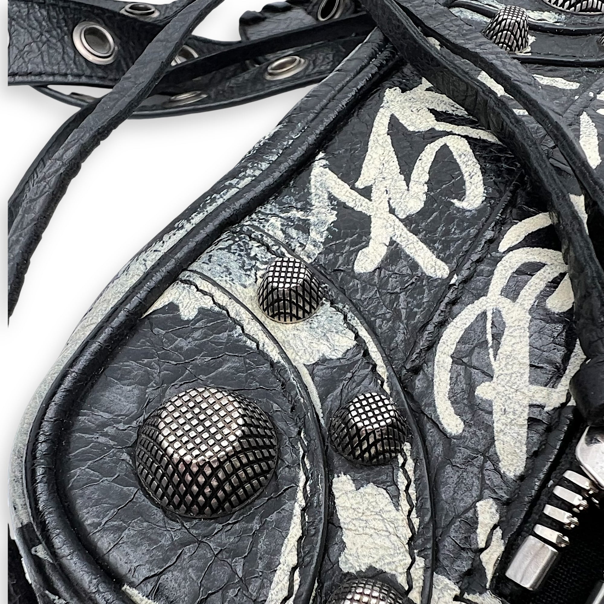 Balenciaga Le Cagole Crossbody Bag Multi-colour in Calfskin, Silver hardware_12