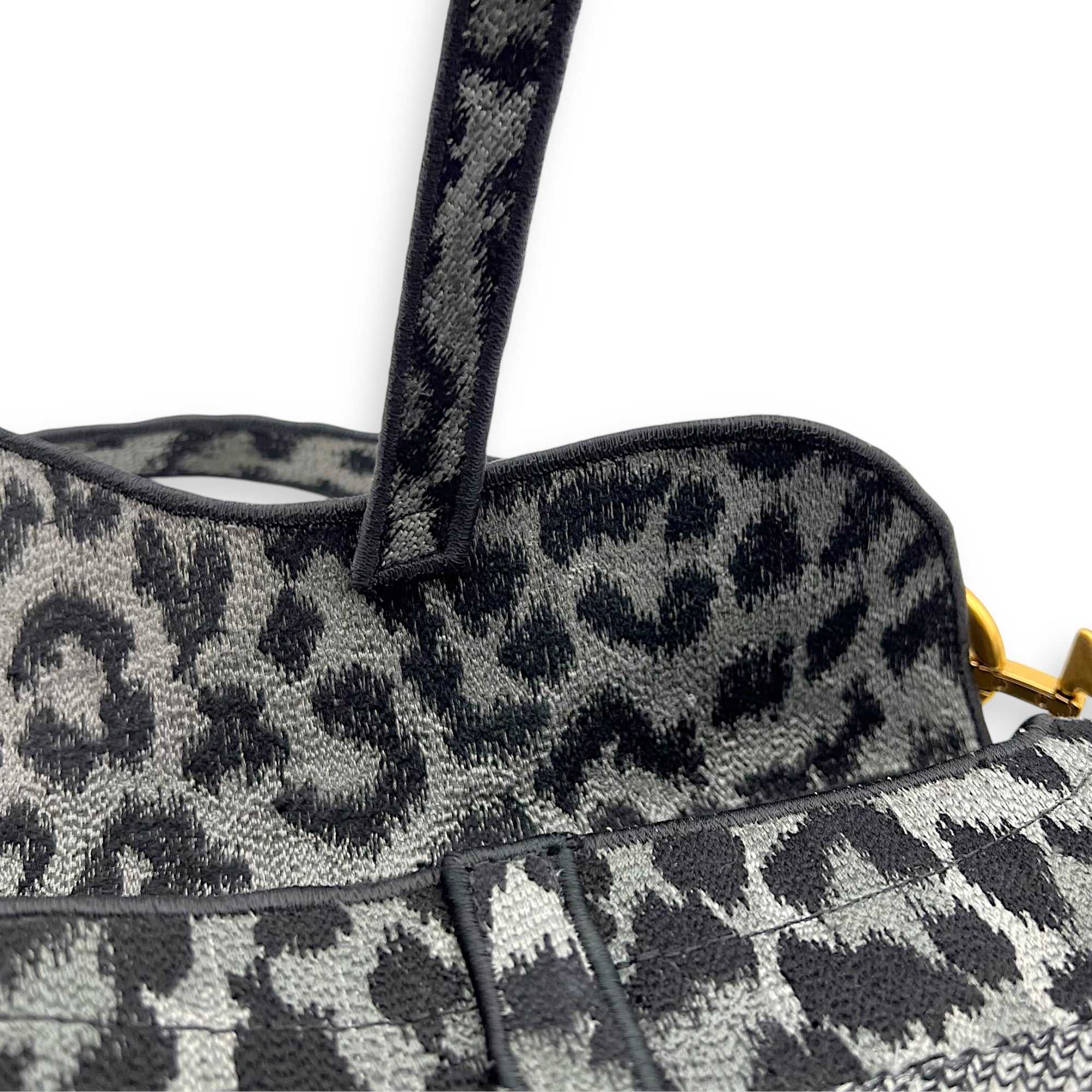 Dior Saddle Grey Shoulder Bag in Jacquard, Gold hardware_12
