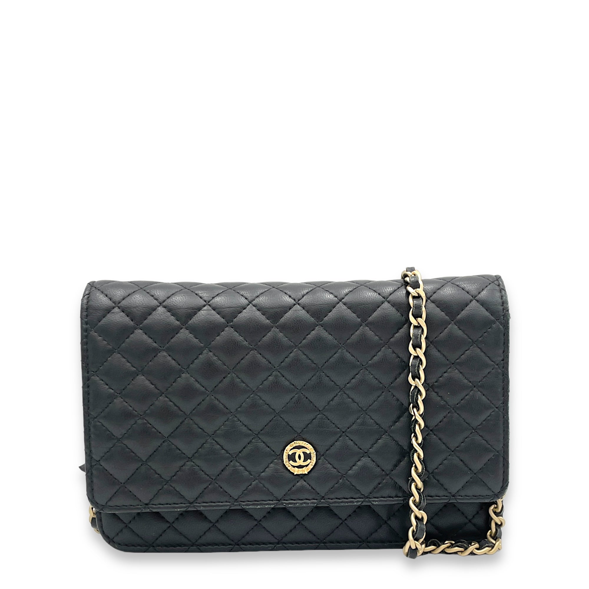 Classic Black Wallet On Chain in Lambskin, Gold hardware