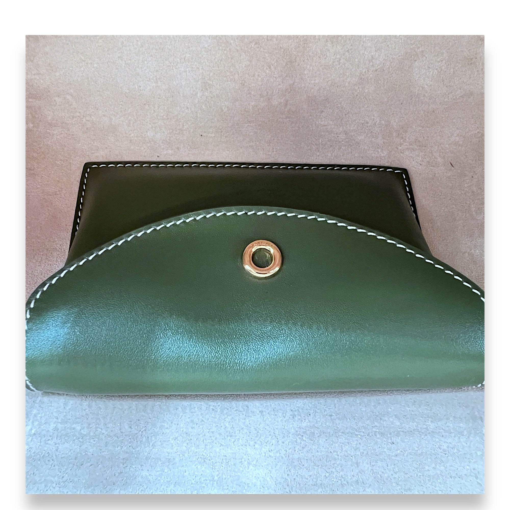 Extra Bag L27 Shoulder Bag Green in Calfskin, Gold hardware