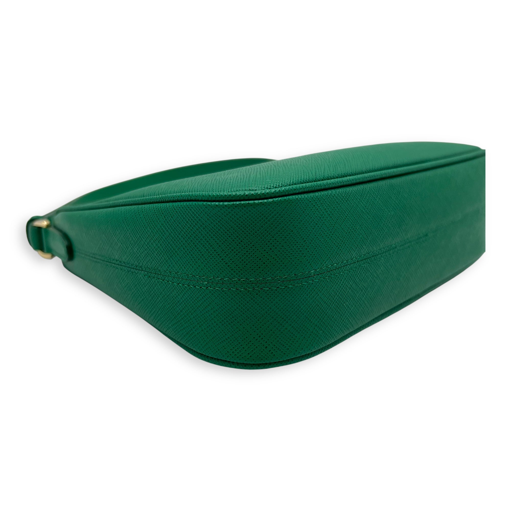 Prada Re-Edition Shoulder Bag Green in Saffiano Leather, Gold hardware_8