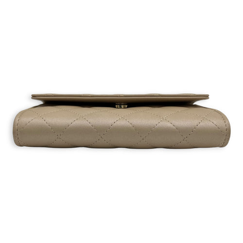 Chanel CC Wallet On Chain Beige in Calfskin, Gold hardware_5