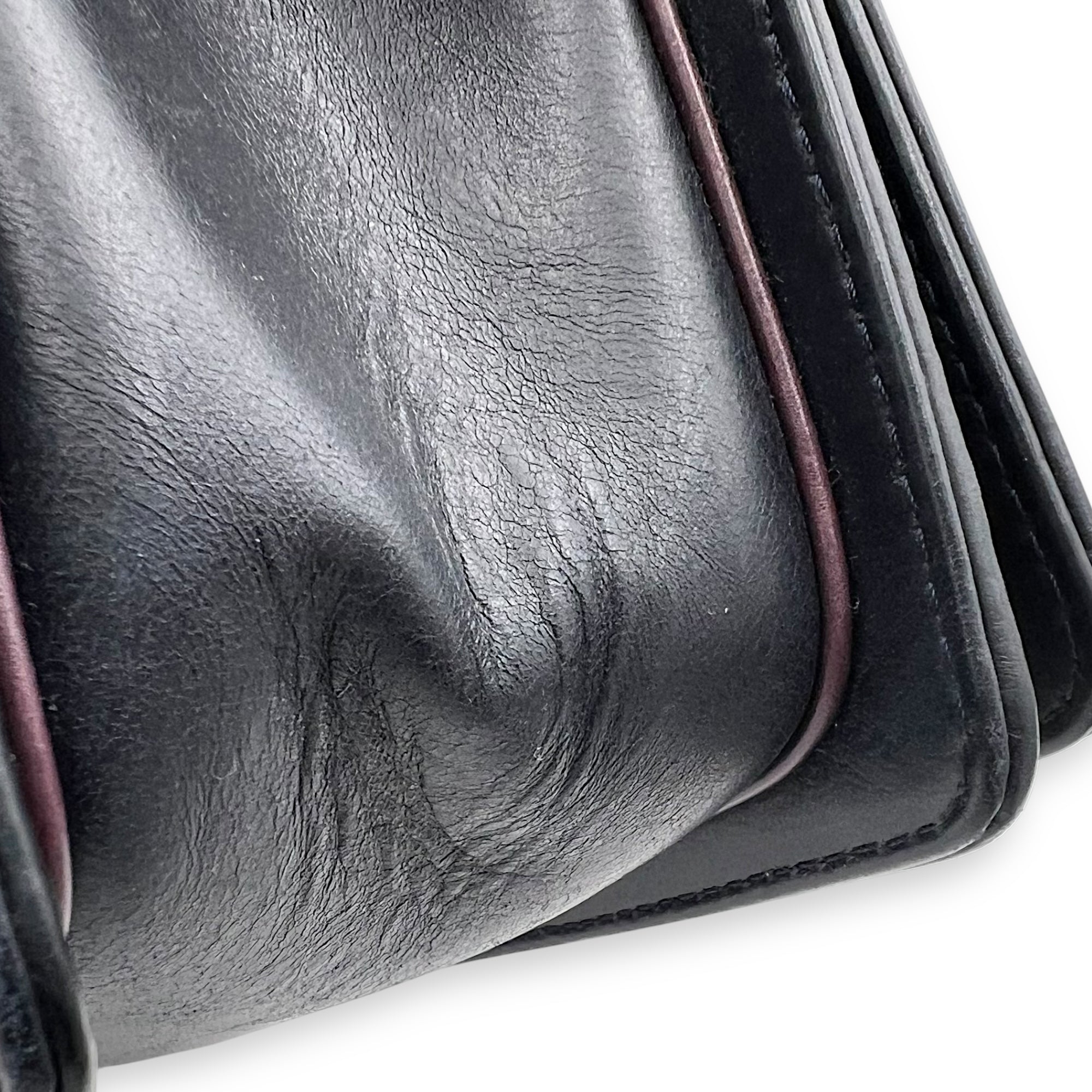 Chanel Boy Medium Blue Shoulder Bag in Lambskin, Ruthenium hardware_13