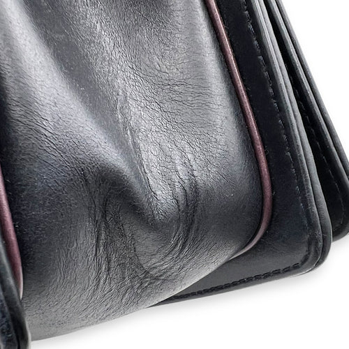 Chanel Boy Medium Blue Shoulder Bag in Lambskin, Ruthenium hardware_13