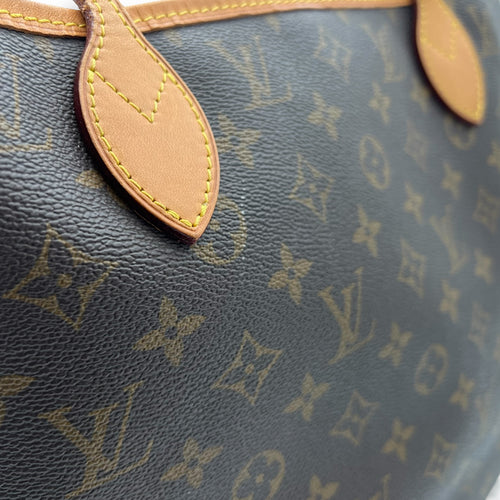 Louis Vuitton Neverfull MM Brown Tote Bag in Monogram Coated Canvas, Gold hardware_12