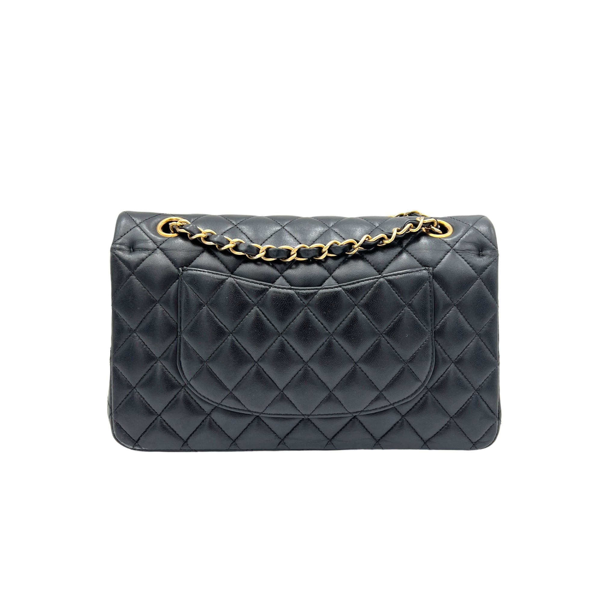 Classic Medium Black Shoulder Bag in Lambskin, Gold hardware