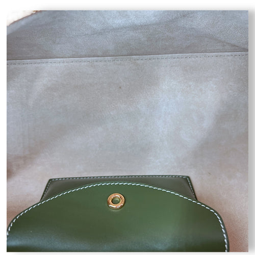 Extra Bag L27 Shoulder Bag Green in Calfskin, Gold hardware