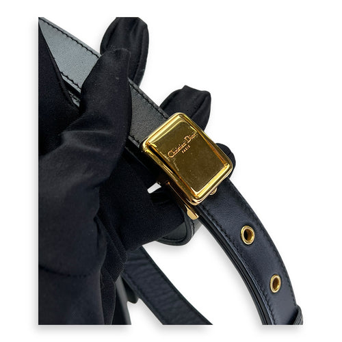 30 Montaigne Medium Black Crossbody Bag in Calfskin, Gold hardware