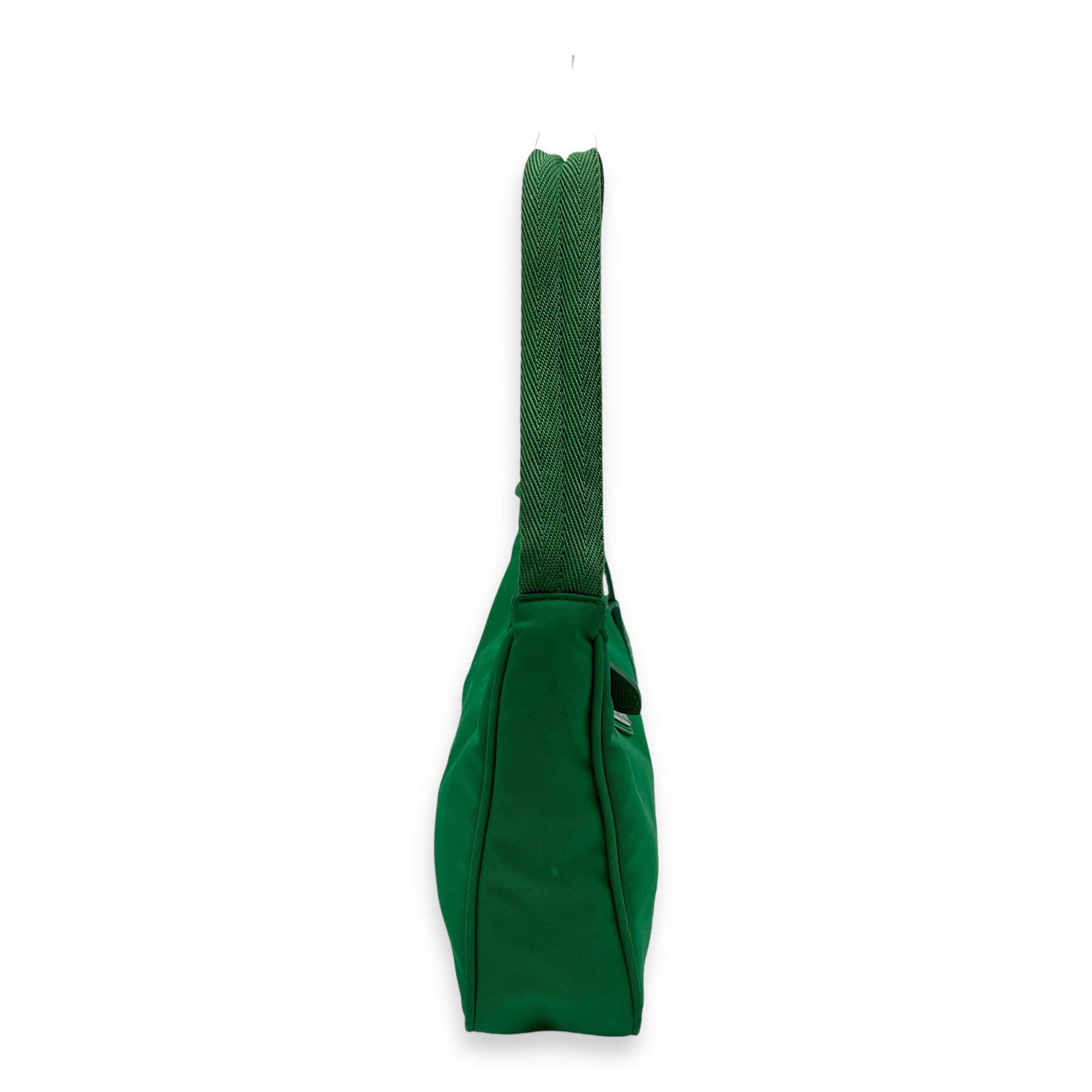 Re-Edition 2000 Shoulder Bag Green in Nylon, Silver hardware