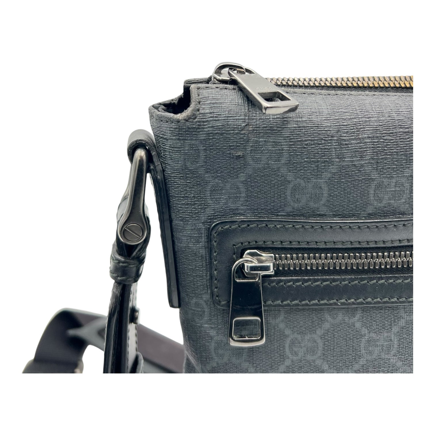 Gucci GG Supreme Black Messenger in Coated Canvas, Ruthenium hardware_9
