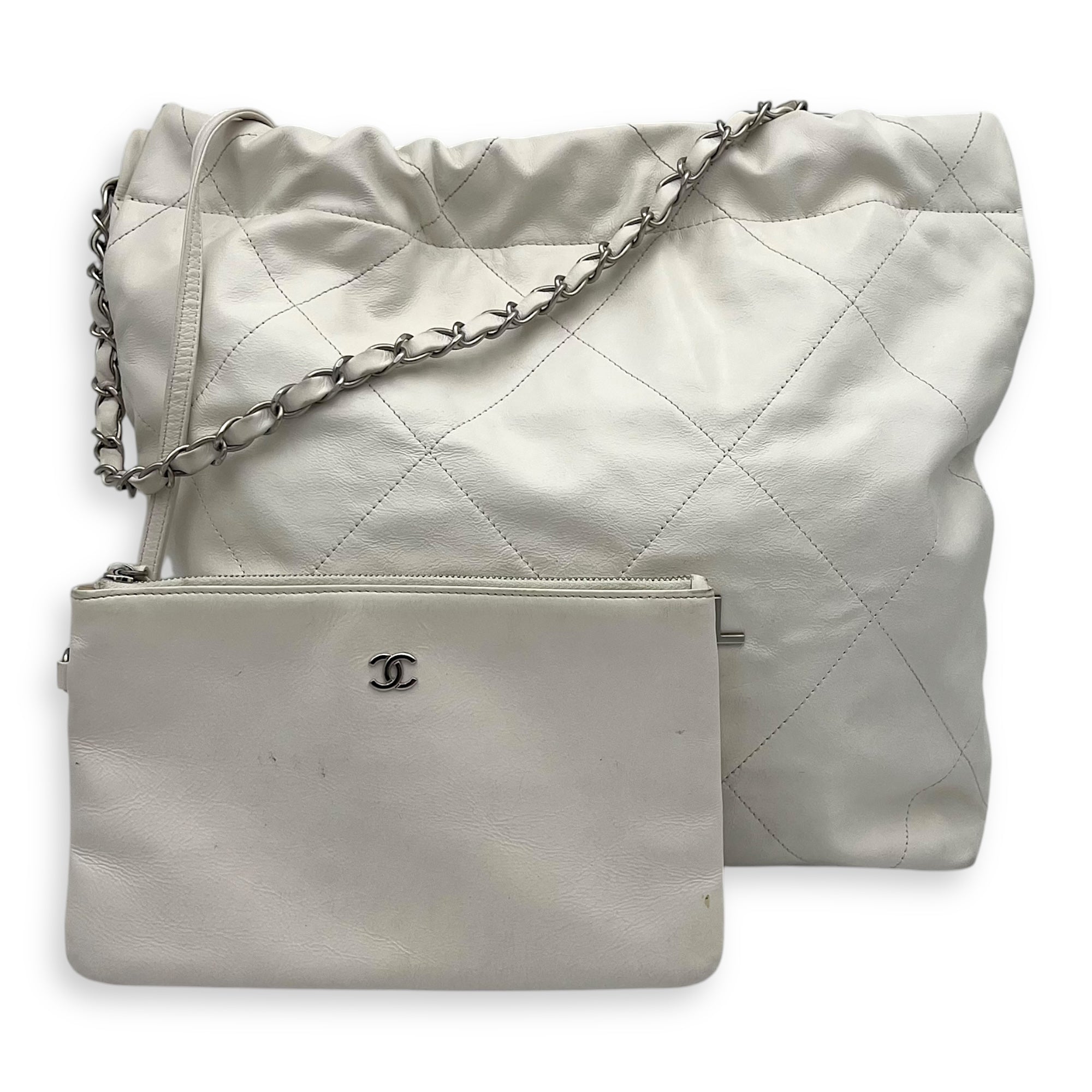 Chanel 22 Tote Tote Bag Small White in Calfskin, Silver hardware_11