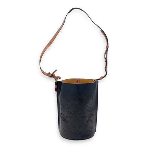 Loewe Anagram Shoulder Bag Brown in Calfskin, Gold hardware_12