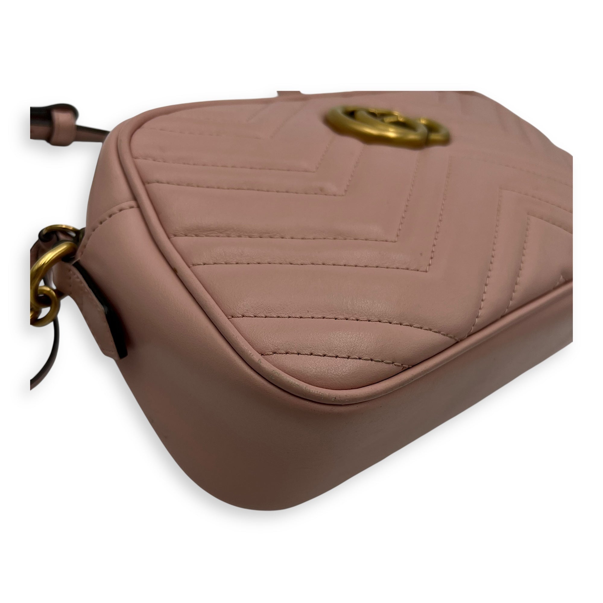 Gucci GG Marmont Crossbody Bag Pink in Calfskin, Gold hardware_8