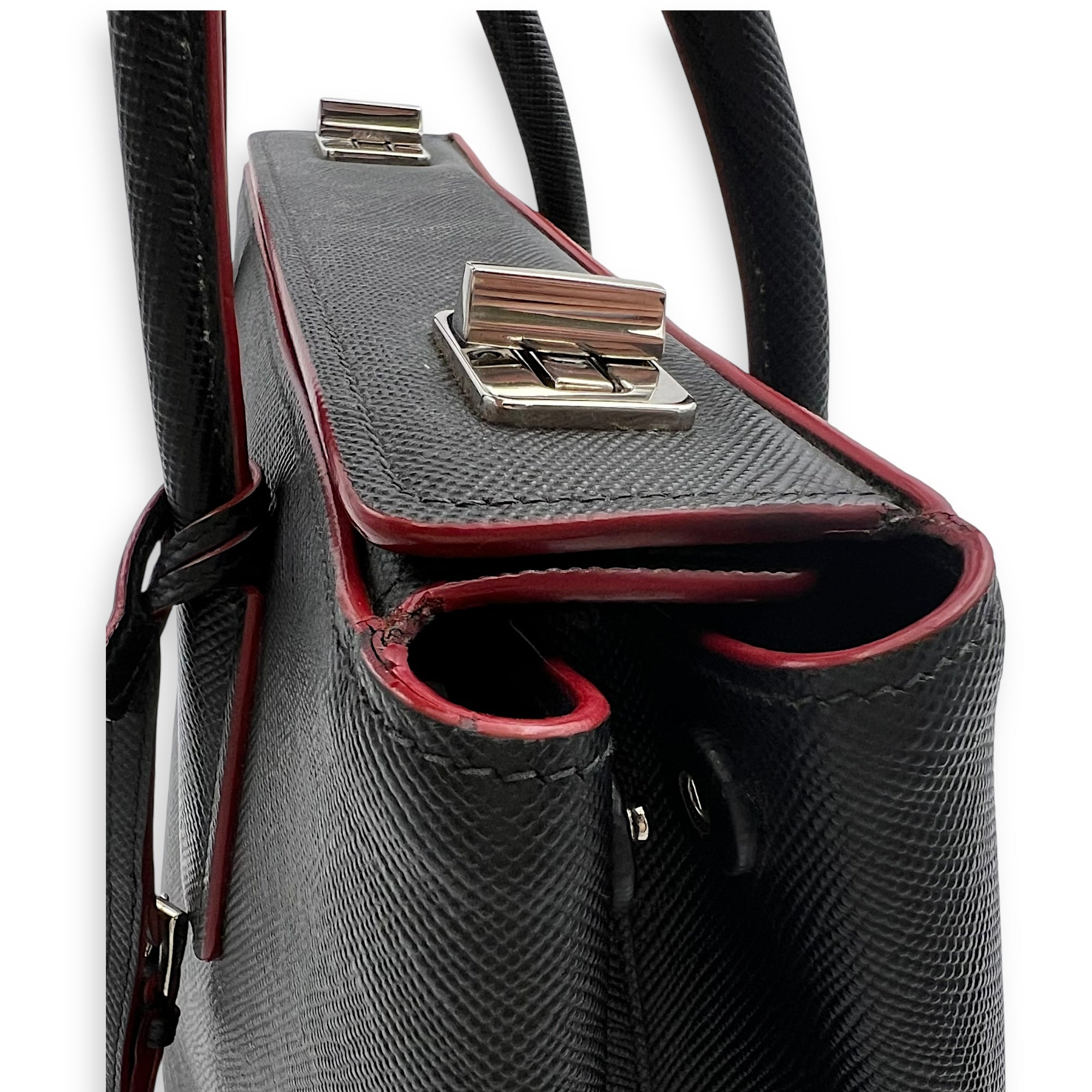 Prada 2 way turnlock bag Top Handle Bag Black in Saffiano Leather, Silver hardware_14