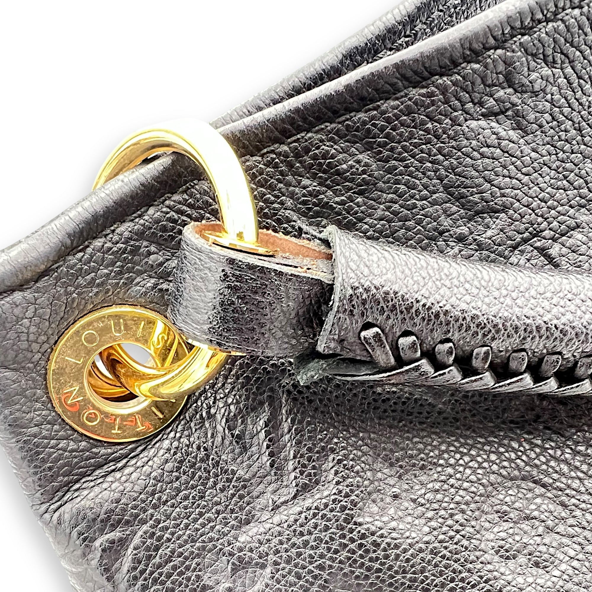 Louis Vuitton Artsy Blue Shoulder Bag in Empreinte Leather, Gold hardware_14