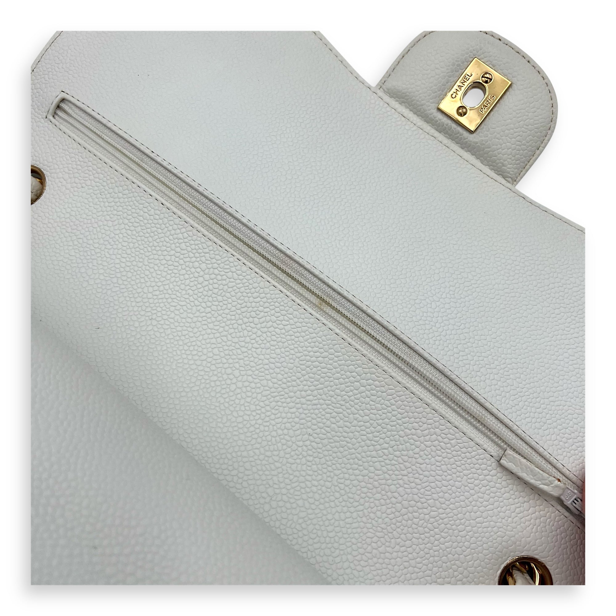 Chanel Classic Shoulder Bag Jumbo White in Caviar Leather, Gold hardware_7