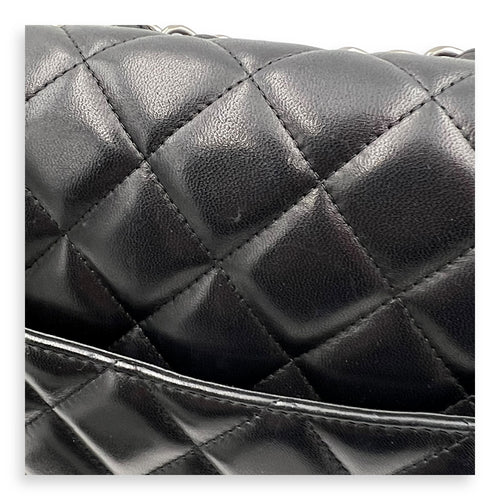 Chanel Classic Maxi Black Shoulder Bag in Lambskin, Silver hardware_14