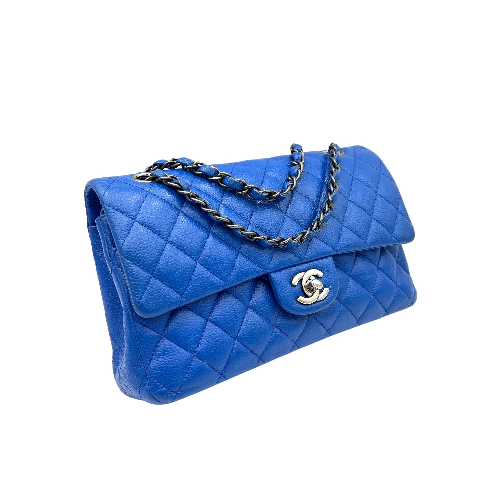 Classic Medium Blue Shoulder Bag in Caviar Leather, Ruthenium hardware