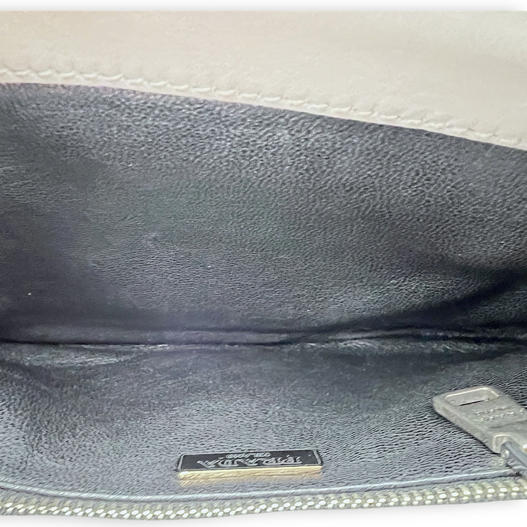 Flap Shoulder Bag Grey in Calfskin, Silver hardware