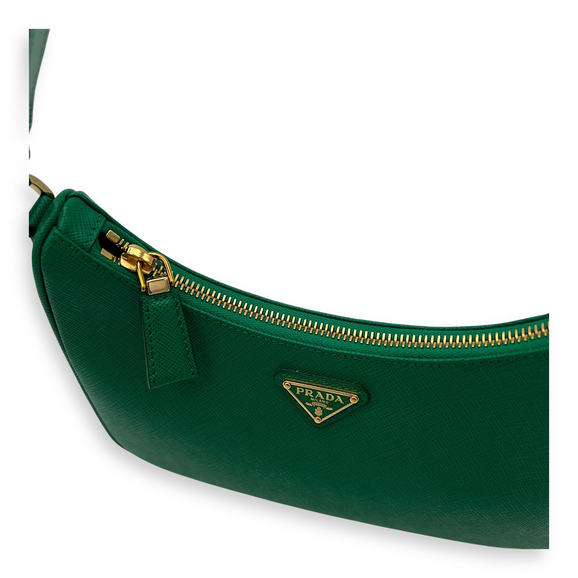 Prada Re-Edition Shoulder Bag Green in Saffiano Leather, Gold hardware_7