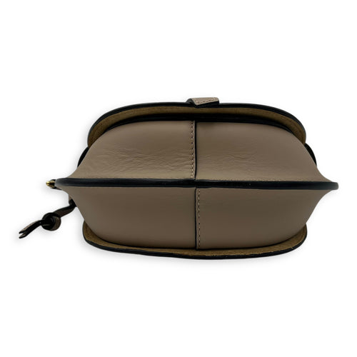 Loewe Gate Dual Beige Crossbody Bag in Calfskin, Gold hardware_5
