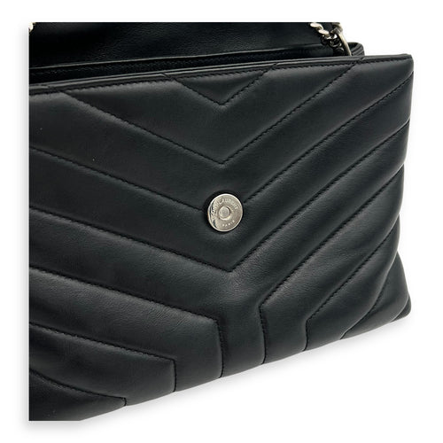Saint Laurent Loulou Small Black Shoulder Bag in Calfskin, Silver hardware_10