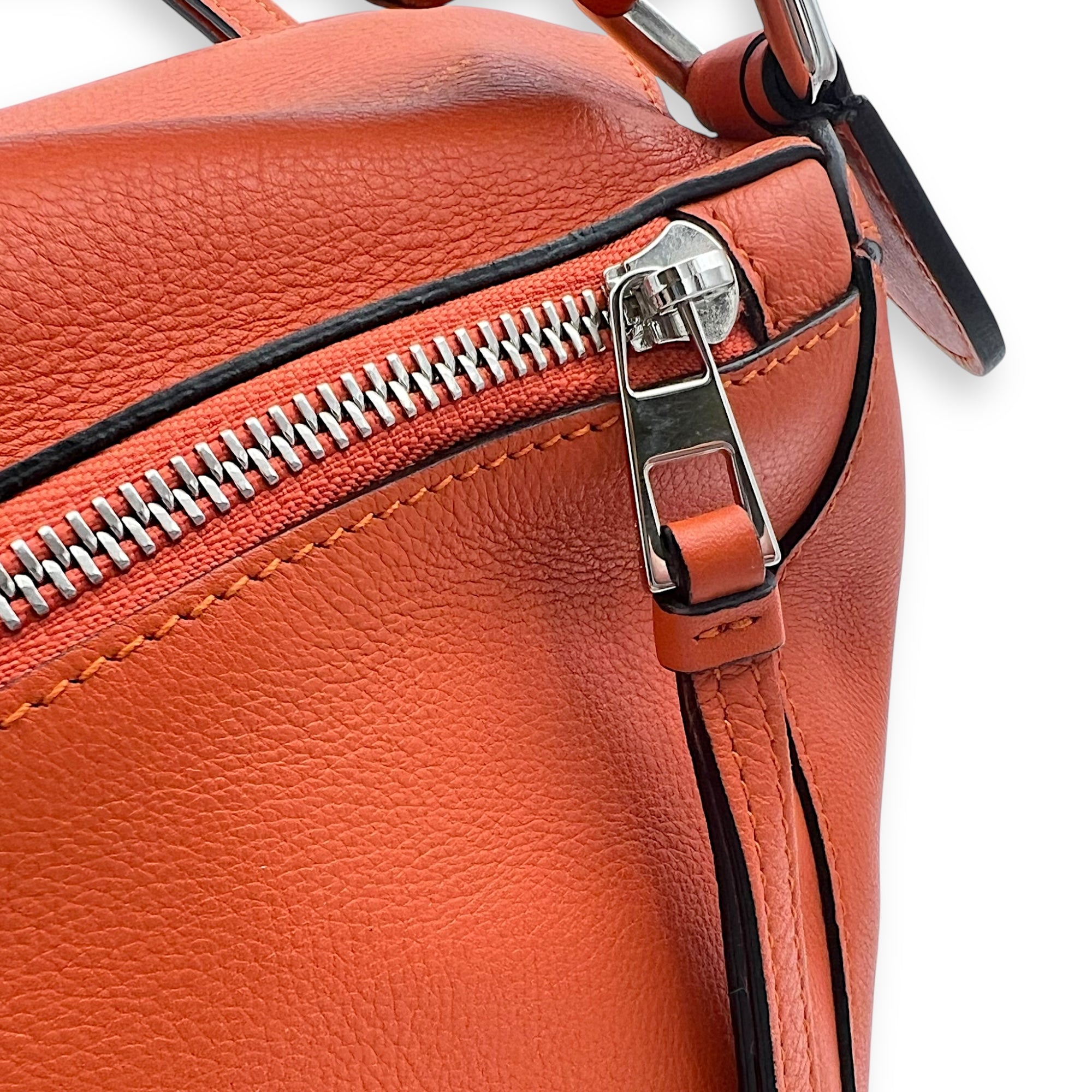Loewe Puzzle Medium Orange Crossbody Bag in Calfskin, Silver hardware_15