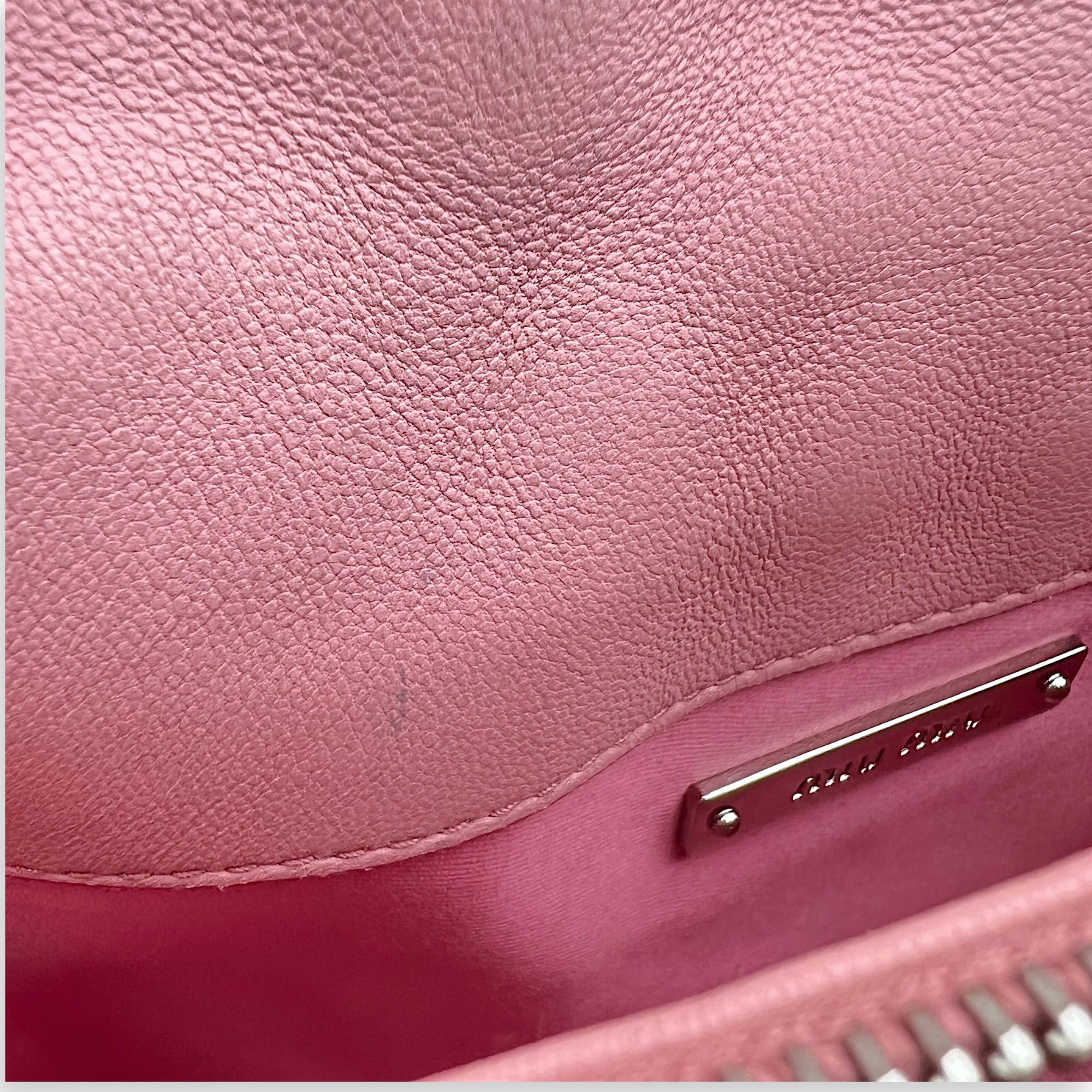 Miu Miu Matelassé Shoulder Bag Pink in Lambskin, Silver hardware_15