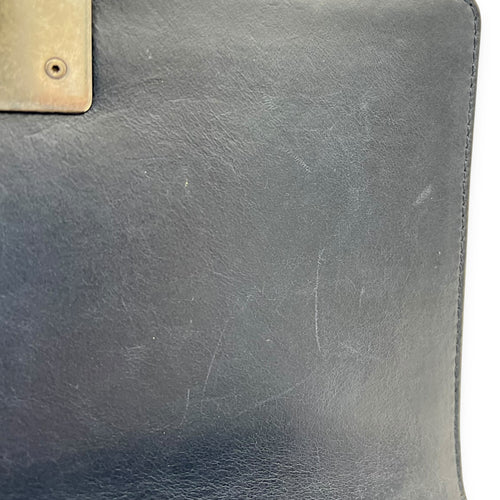 Chanel Boy Medium Blue Shoulder Bag in Lambskin, Ruthenium hardware_15