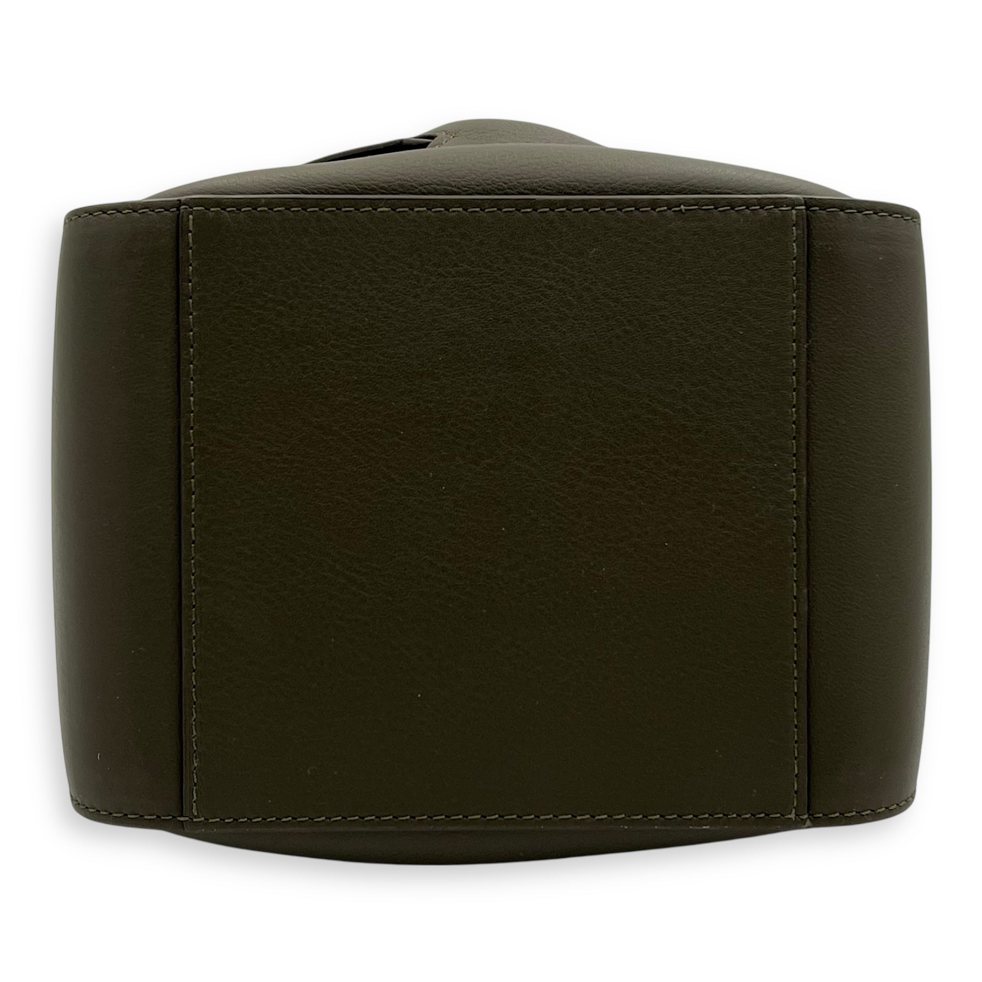 Loewe Hammock Compact Green Bucket Bag in Calfskin, Gold hardware_5