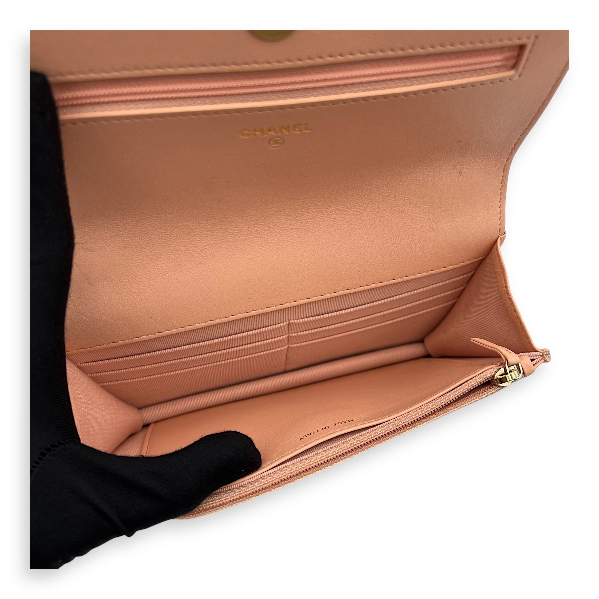Chanel C19 Wallet On Chain Peach in Lambskin, Mixed hardware_6