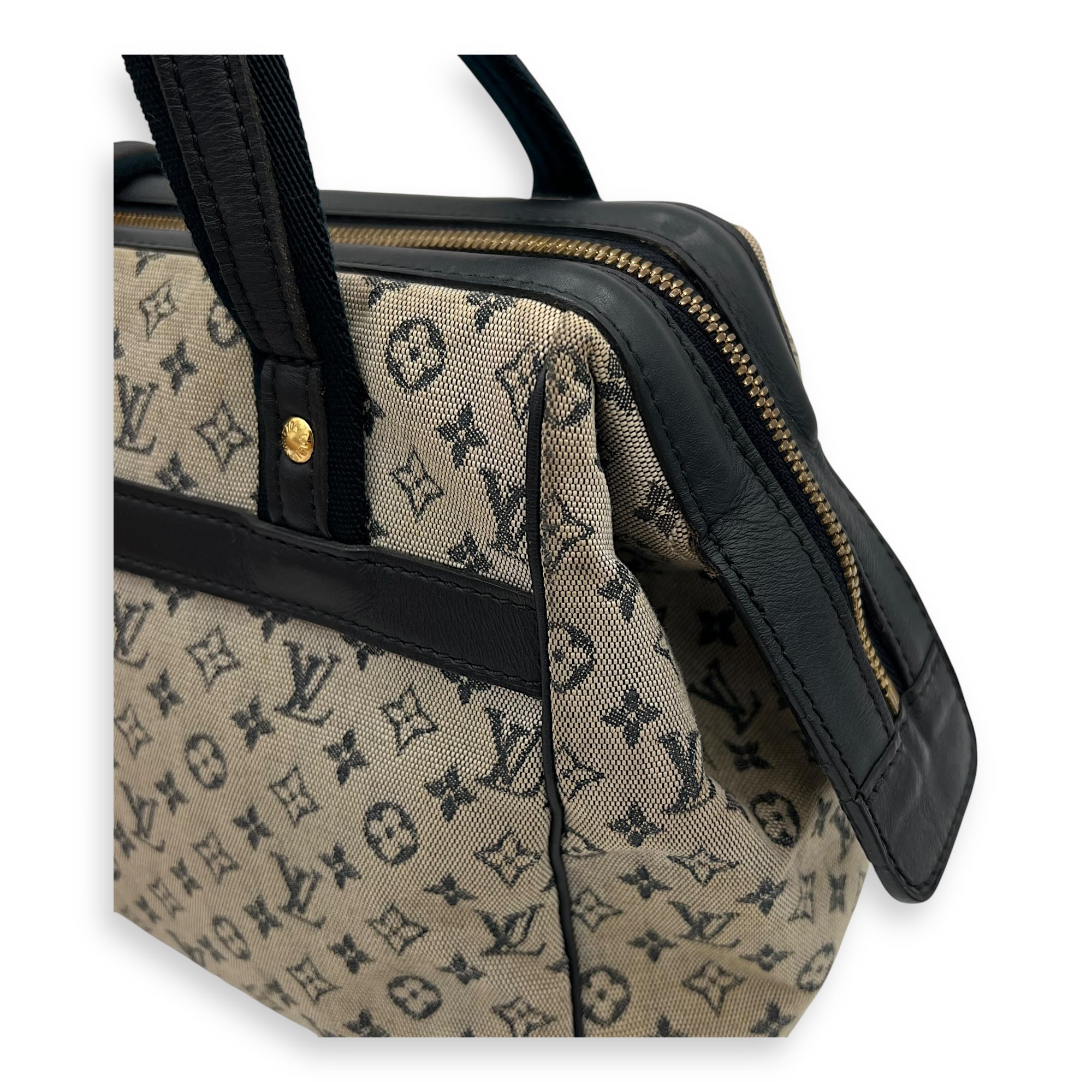 Louis Vuitton Josephine Shoulder Bag Grey in Jacquard, Gold hardware_11