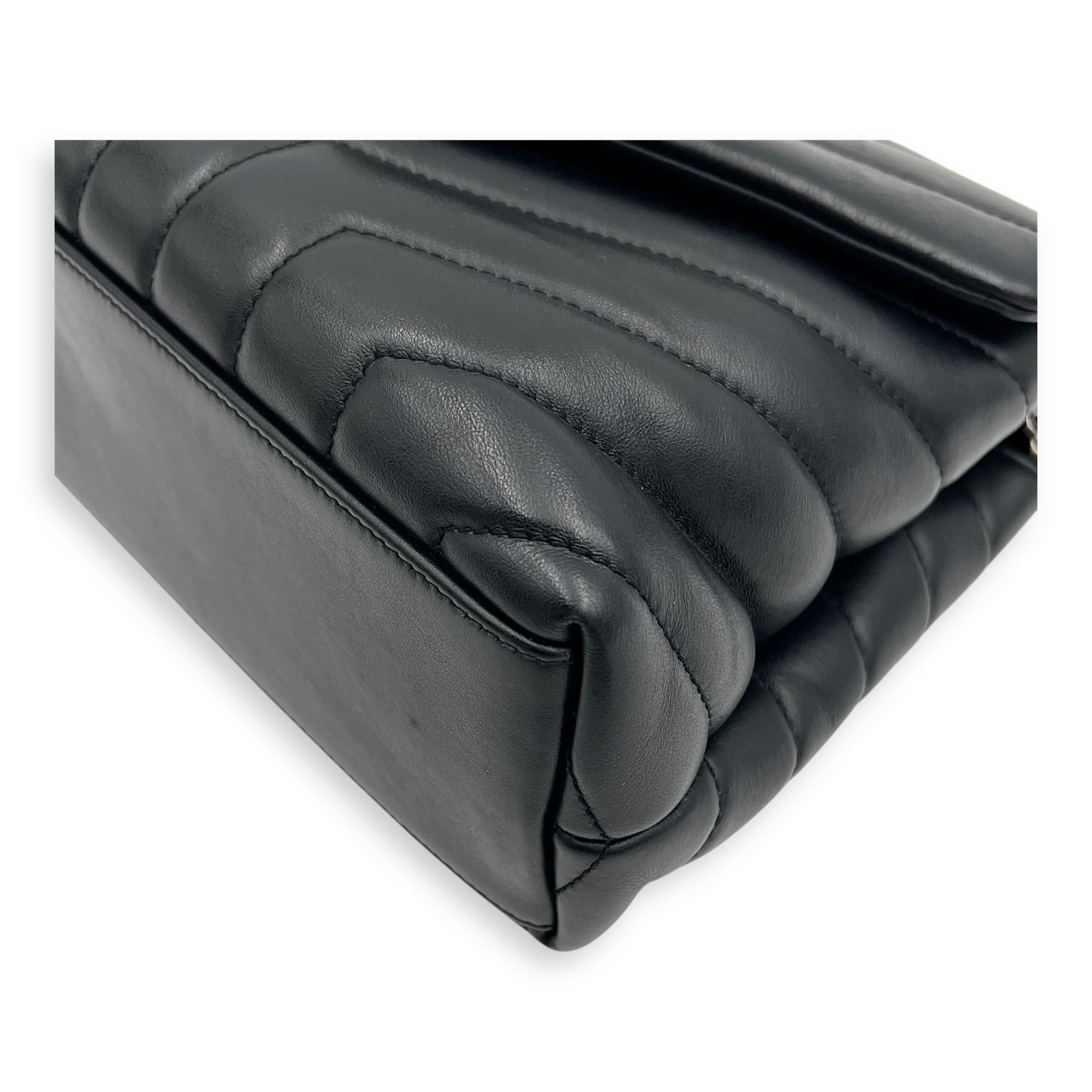 Saint Laurent Loulou Small Black Shoulder Bag in Calfskin, Silver hardware_9