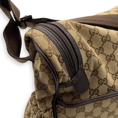 Gucci GG Shoulder Bag Brown in Canvas, Silver hardware_16