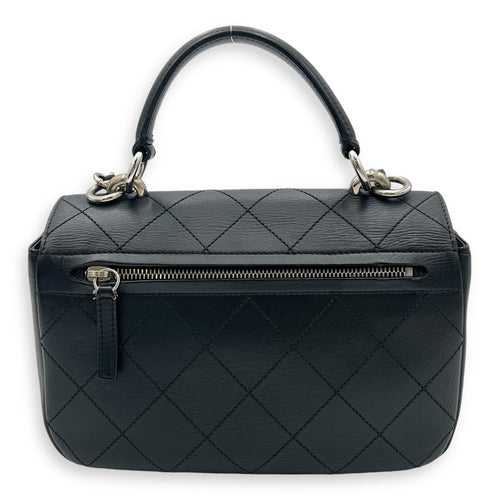 CC Shoulder Bag Black in Calfskin, Silver hardware