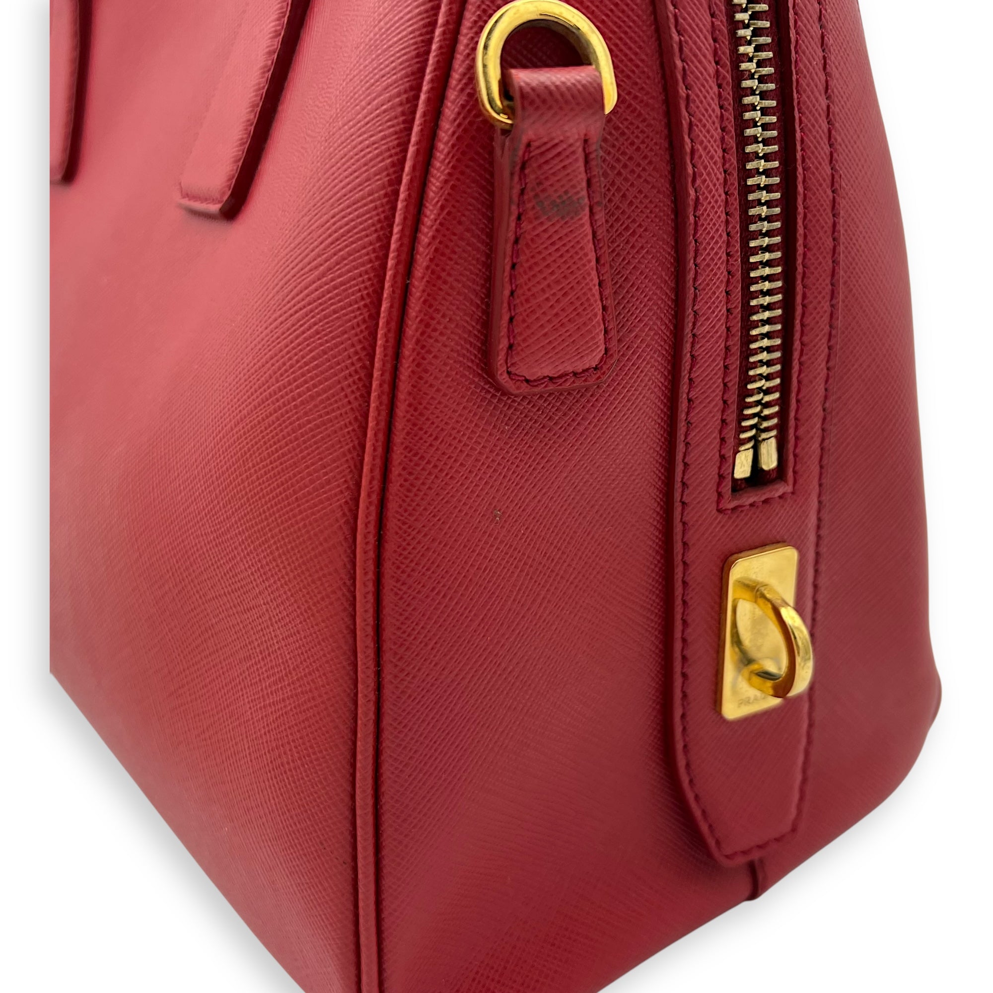 Prada Logo Top Handle Bag Red in Saffiano Leather, Gold hardware_17