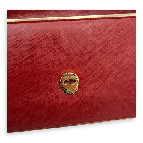 Salvatore Ferragamo Vara Bow Shoulder Bag Red in Calfskin, Gold hardware_16