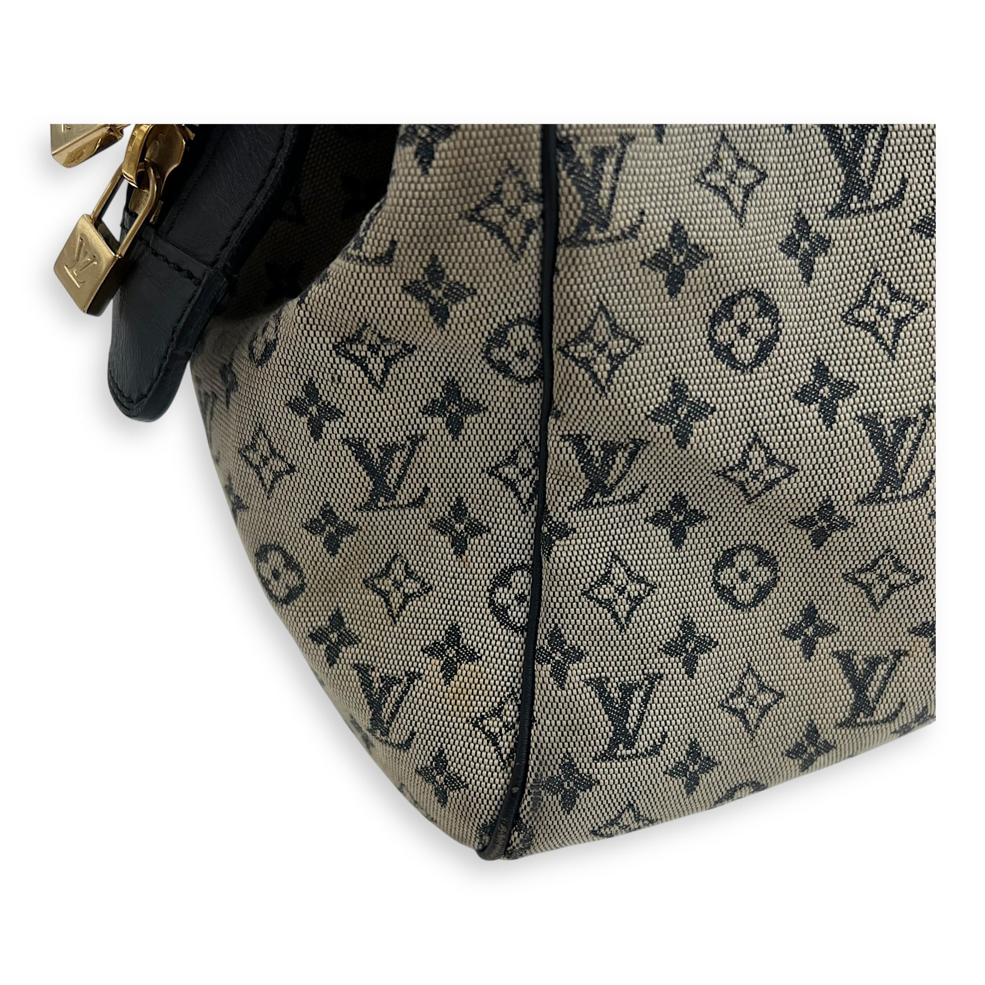 Louis Vuitton Josephine Shoulder Bag Grey in Jacquard, Gold hardware_10