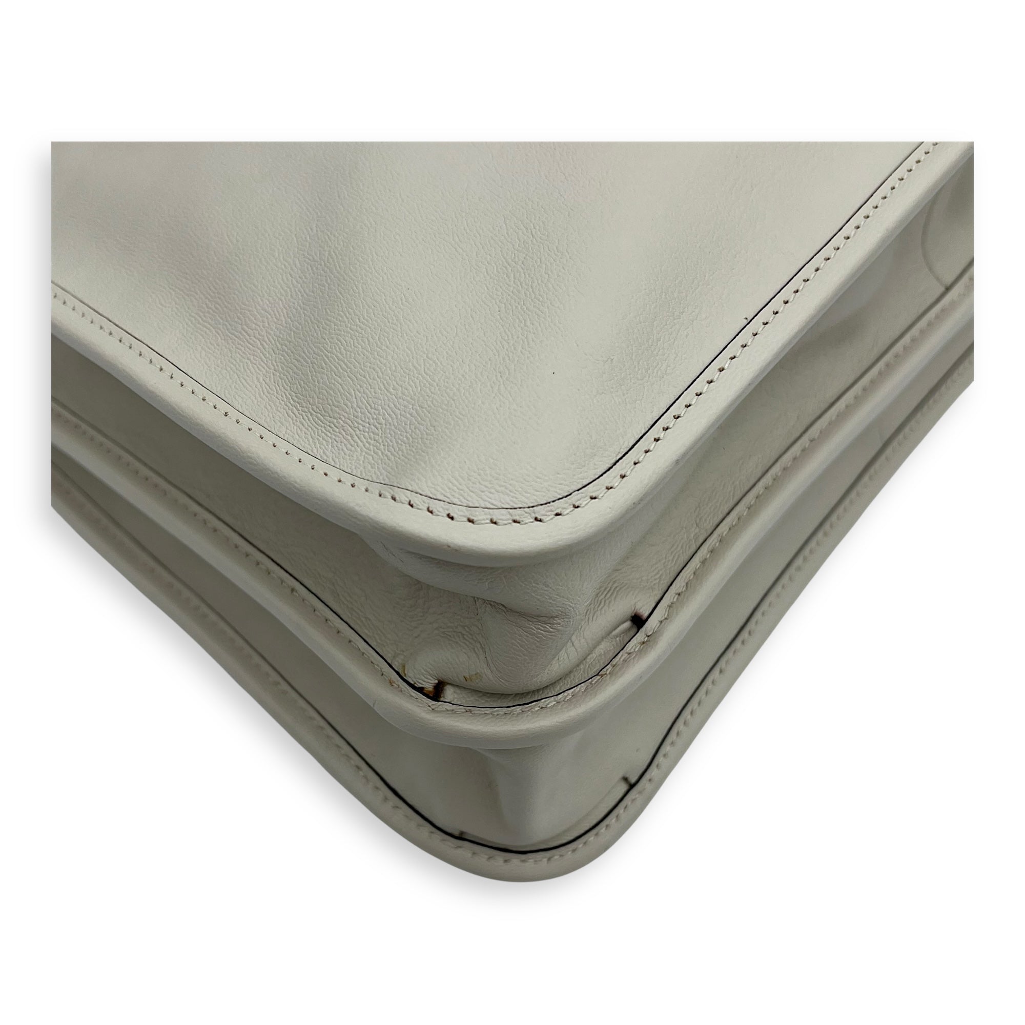Gucci Horsebit 1955 Top Handle Bag White in Calfskin, Gold hardware_9