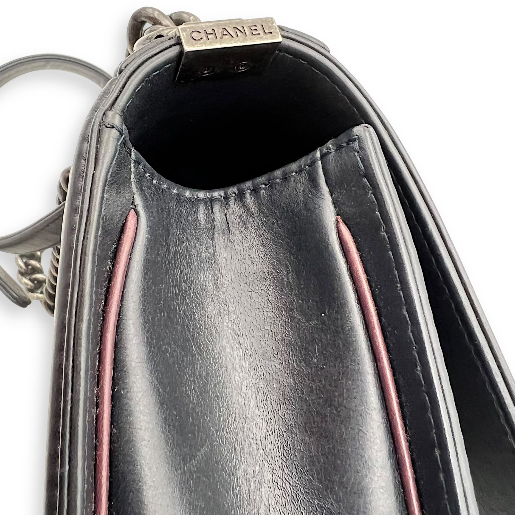 Chanel Boy Medium Blue Shoulder Bag in Lambskin, Ruthenium hardware_17