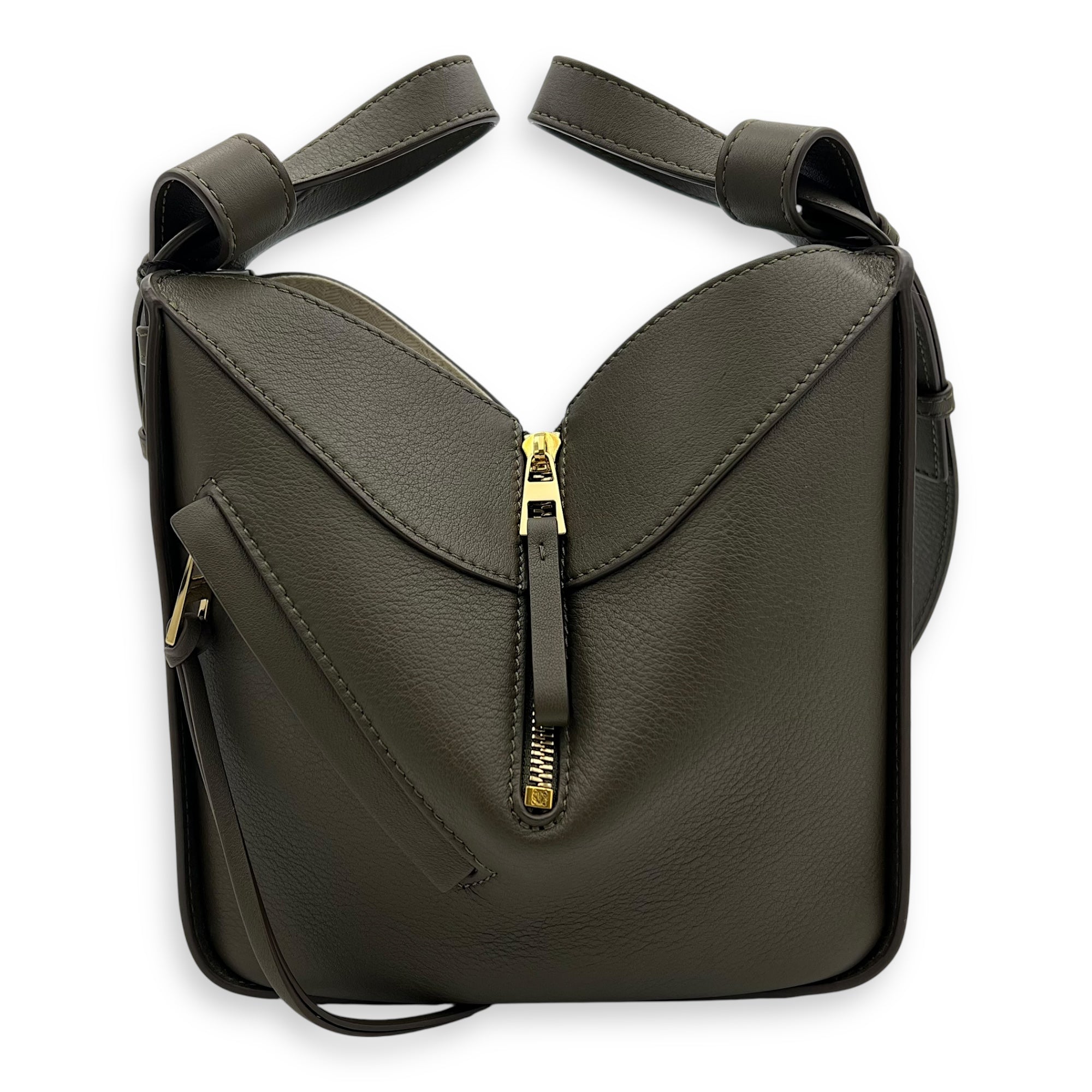 Loewe Hammock Compact Green Bucket Bag in Calfskin, Gold hardware_4