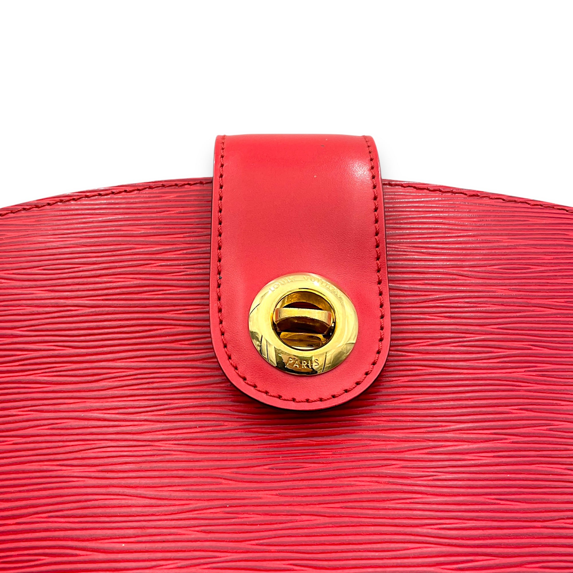 Cluny Shoulder bag in Epi leather, Gold Hardware