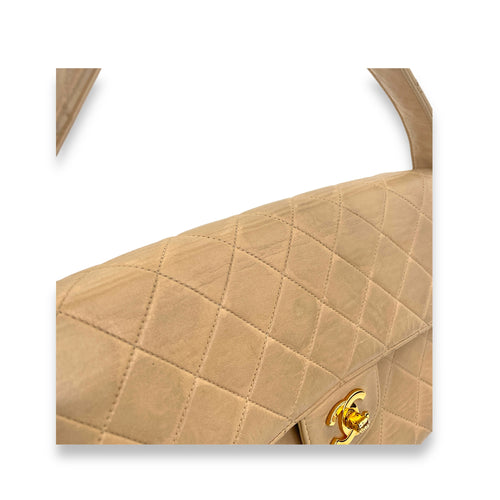 Vintage Classic Flap Shoulder Bag Beige in Lambskin, Gold hardware