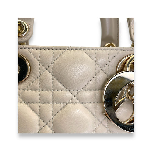 Lady d-joy Medium Top handle bag in Lambskin, Light Gold Hardware