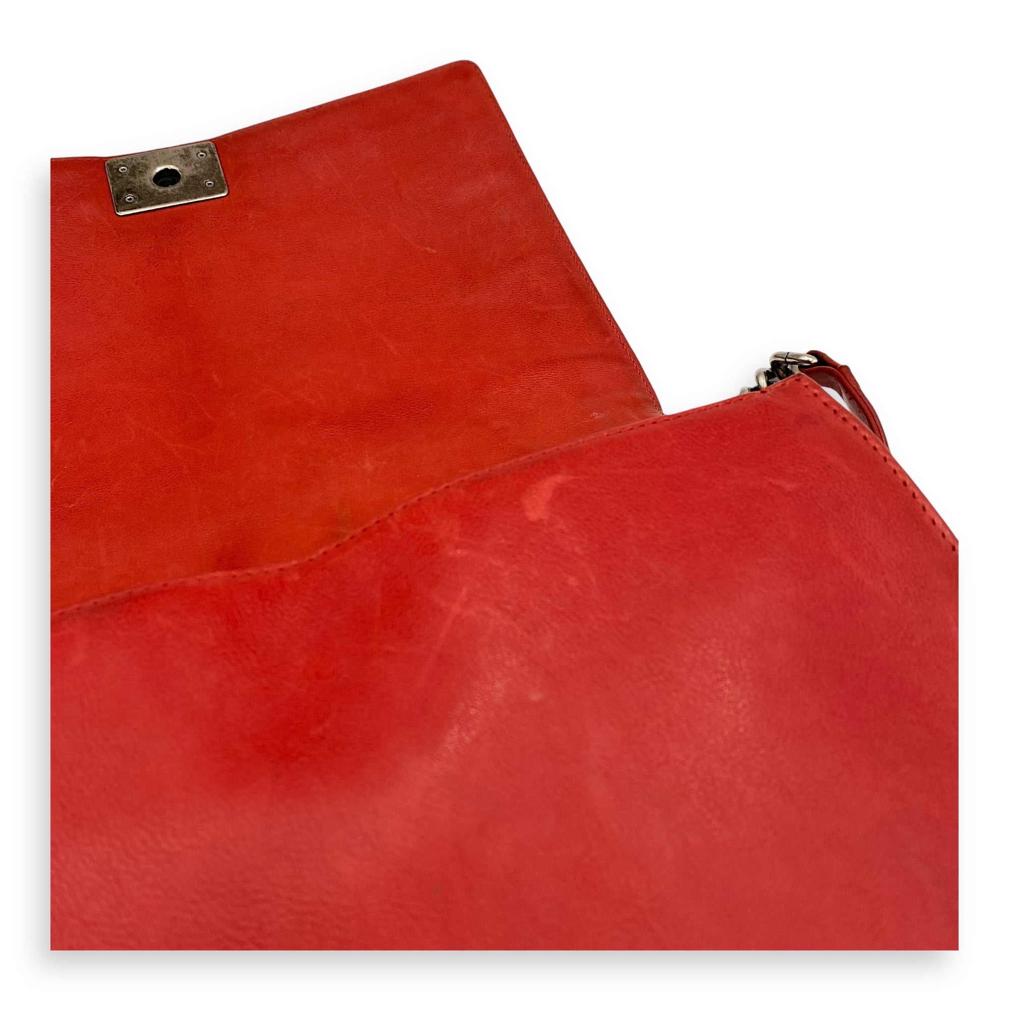 Boy Shoulder Bag Red in Lambskin, Ruthenium hardware